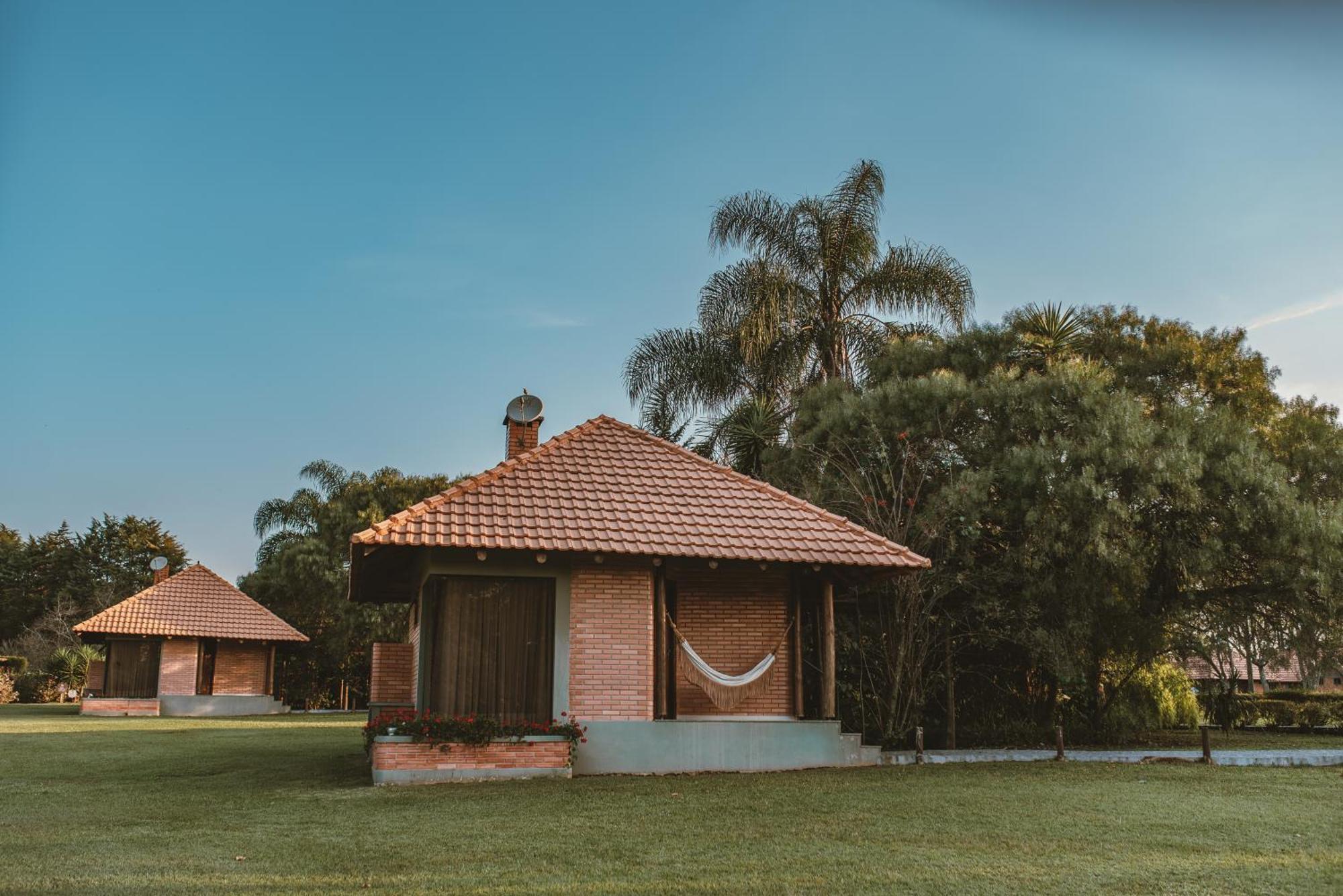 Vira Charme Resort Fernandes Pinheiro Екстериор снимка