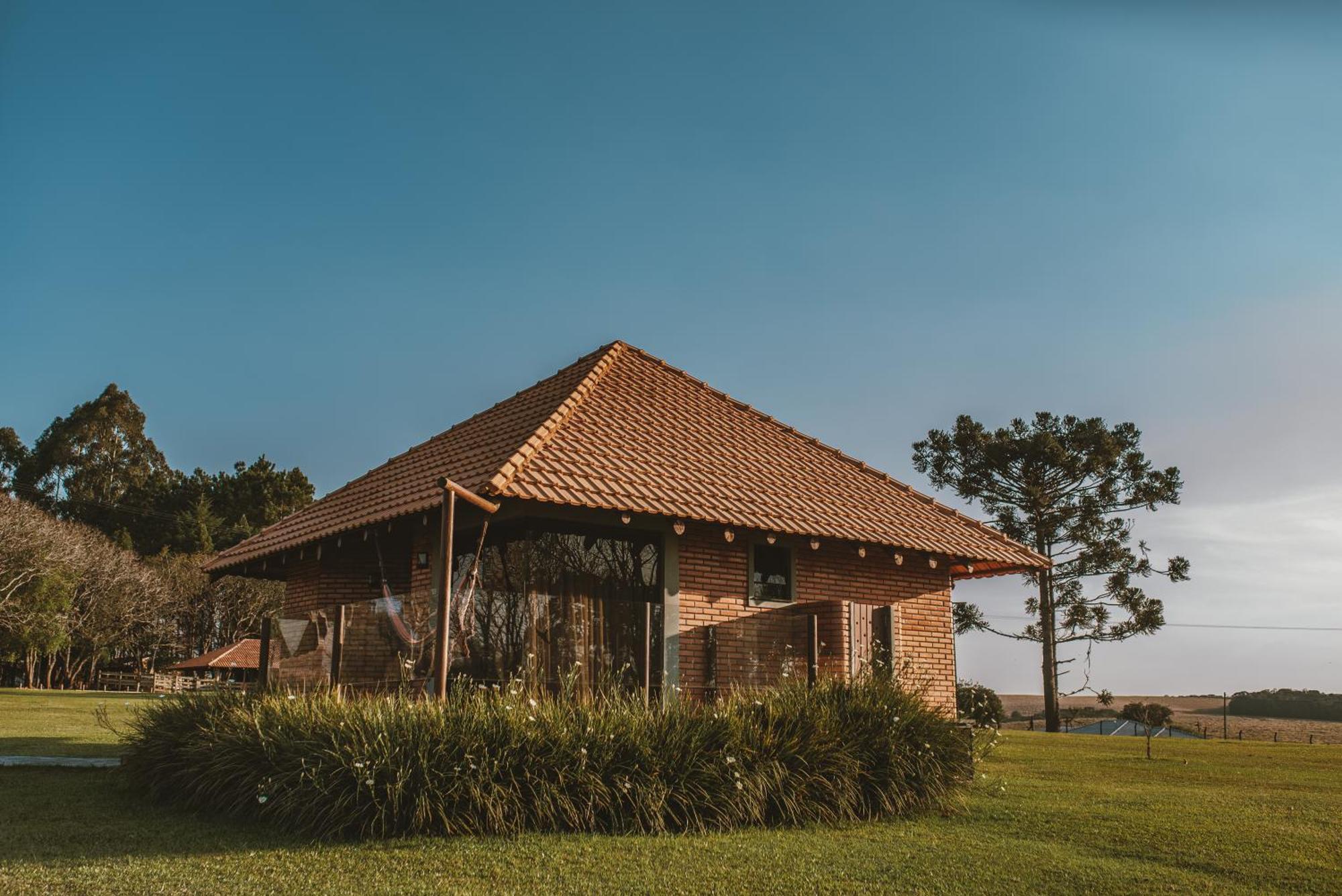 Vira Charme Resort Fernandes Pinheiro Екстериор снимка