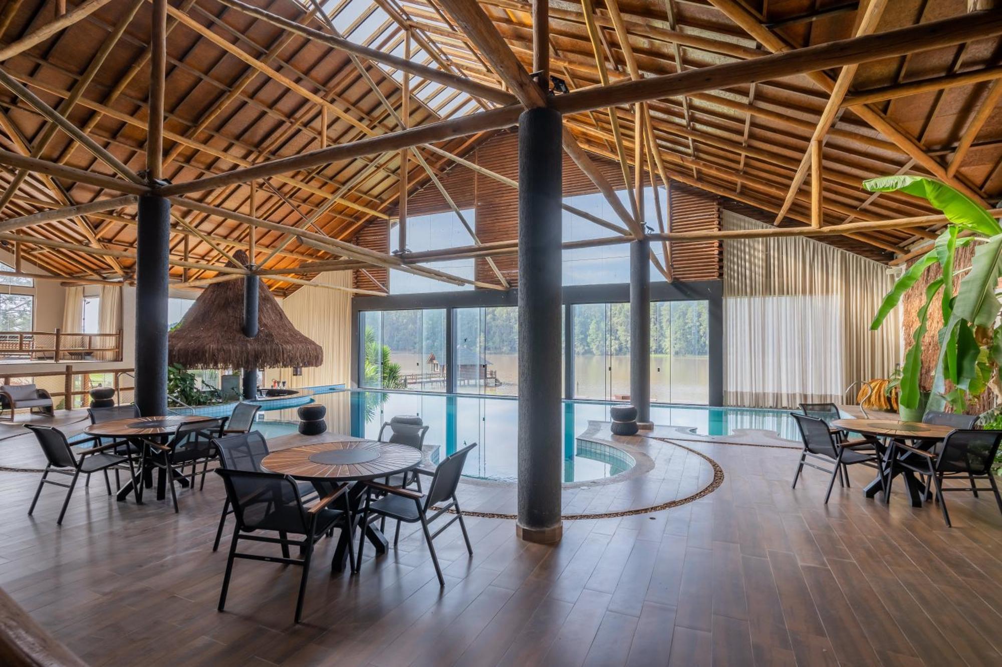 Vira Charme Resort Fernandes Pinheiro Екстериор снимка