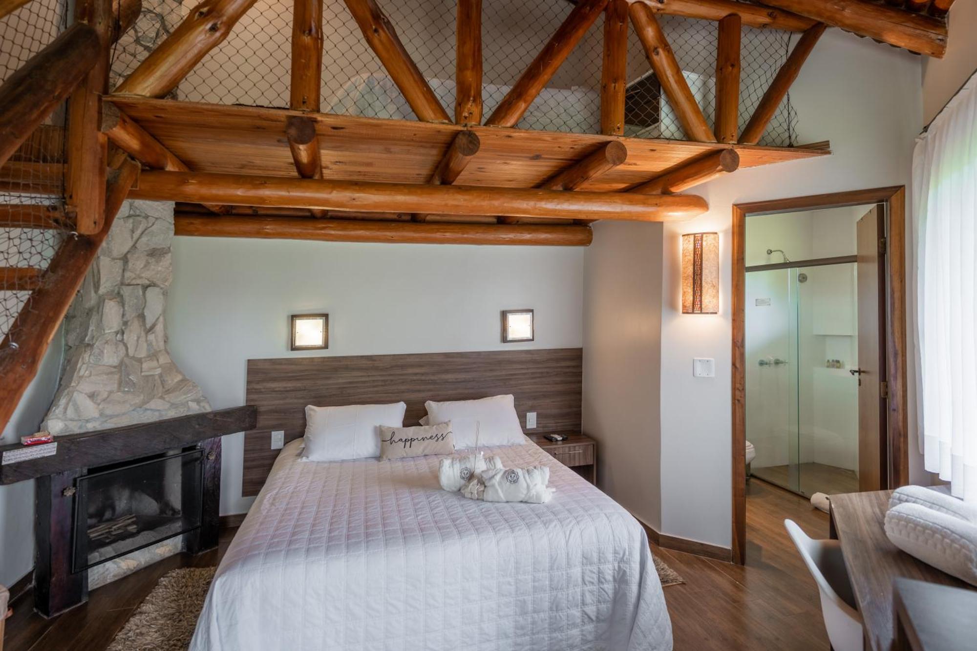 Vira Charme Resort Fernandes Pinheiro Екстериор снимка