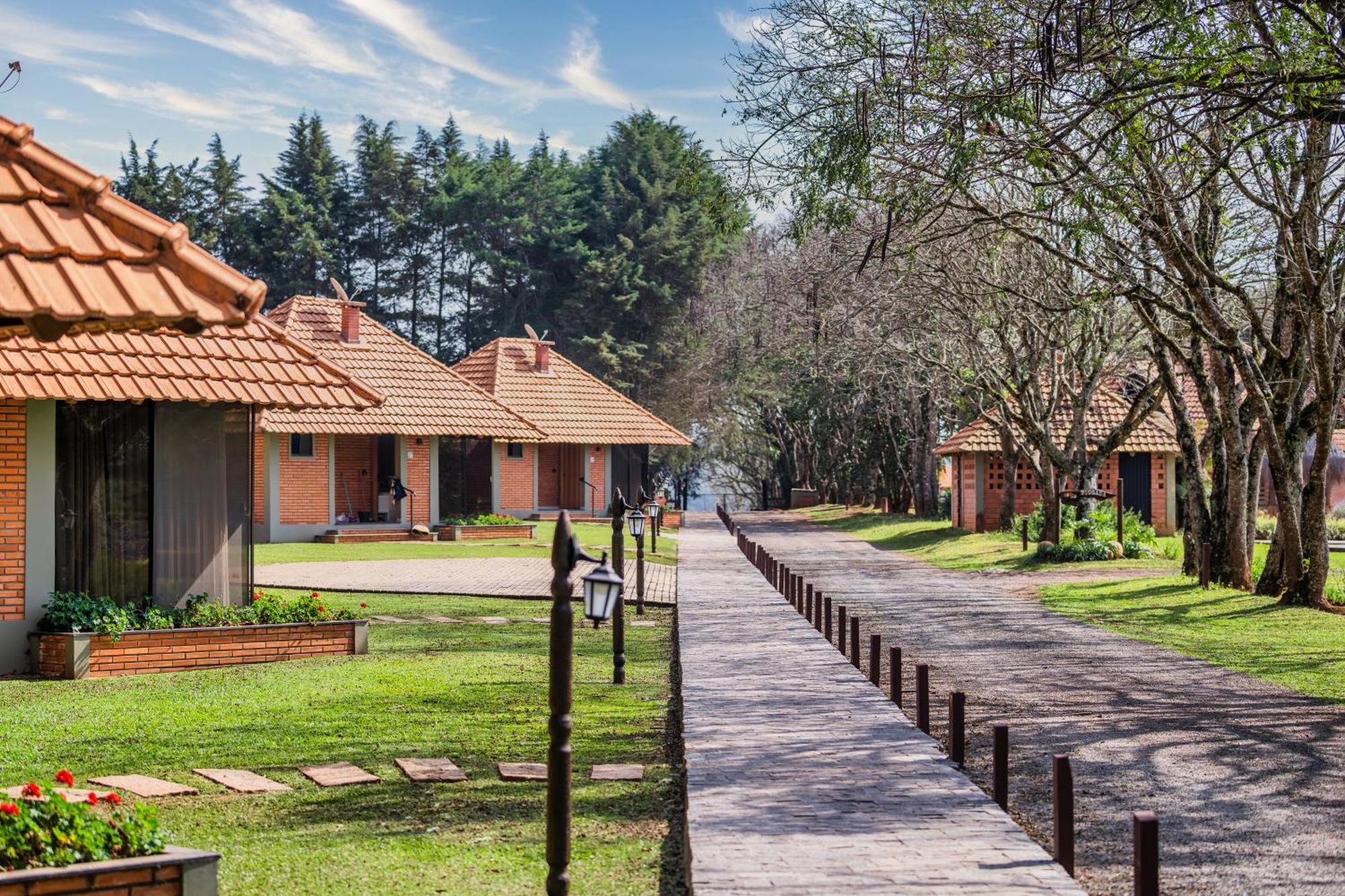 Vira Charme Resort Fernandes Pinheiro Екстериор снимка