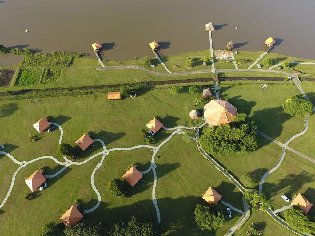Vira Charme Resort Fernandes Pinheiro Екстериор снимка
