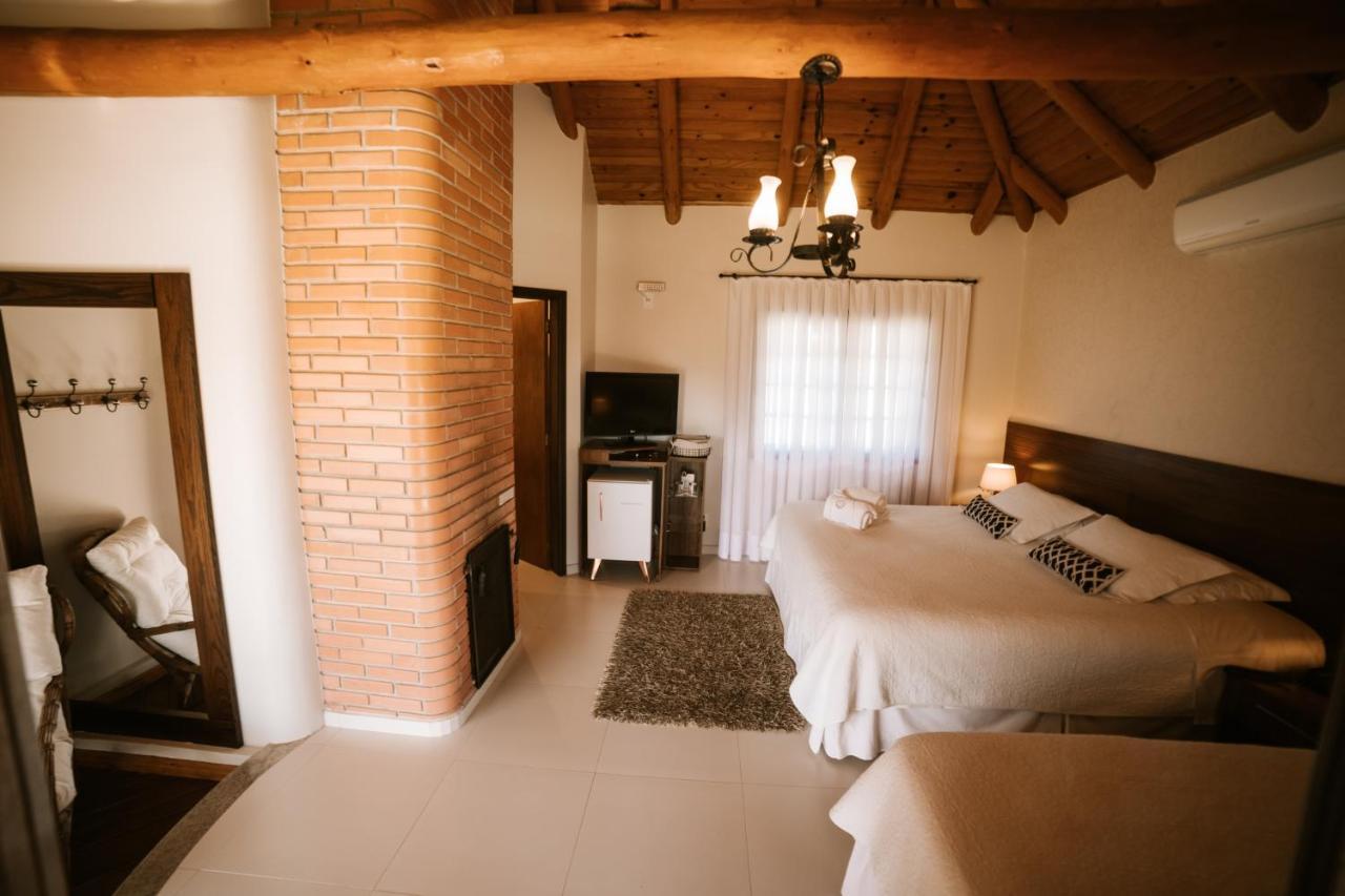 Vira Charme Resort Fernandes Pinheiro Екстериор снимка