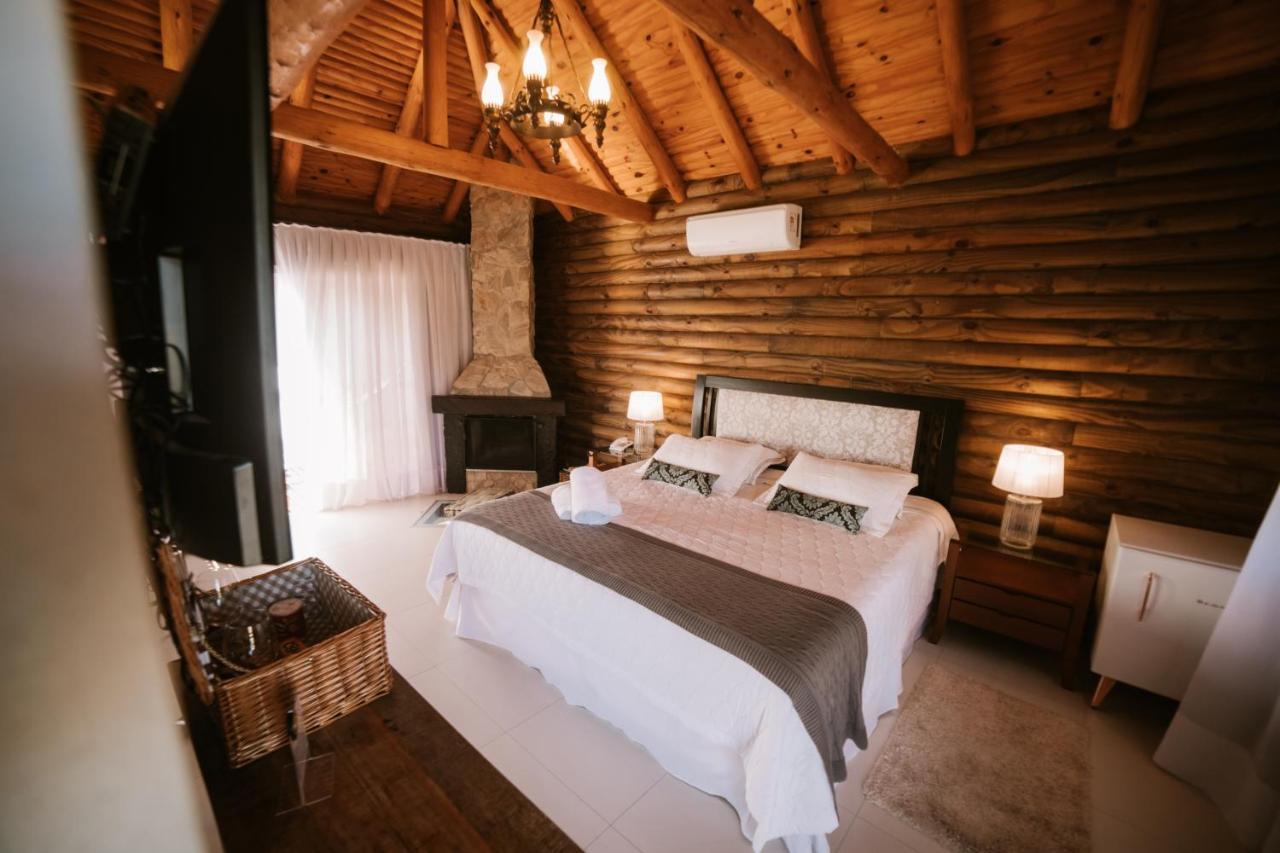 Vira Charme Resort Fernandes Pinheiro Екстериор снимка