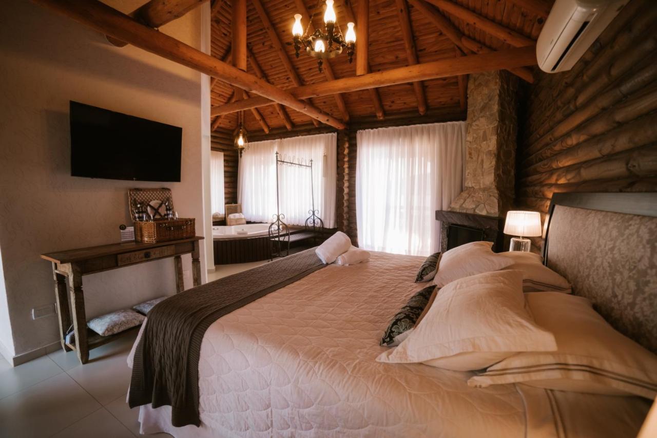 Vira Charme Resort Fernandes Pinheiro Екстериор снимка