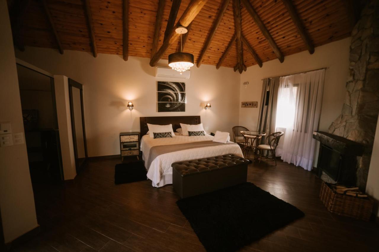 Vira Charme Resort Fernandes Pinheiro Екстериор снимка