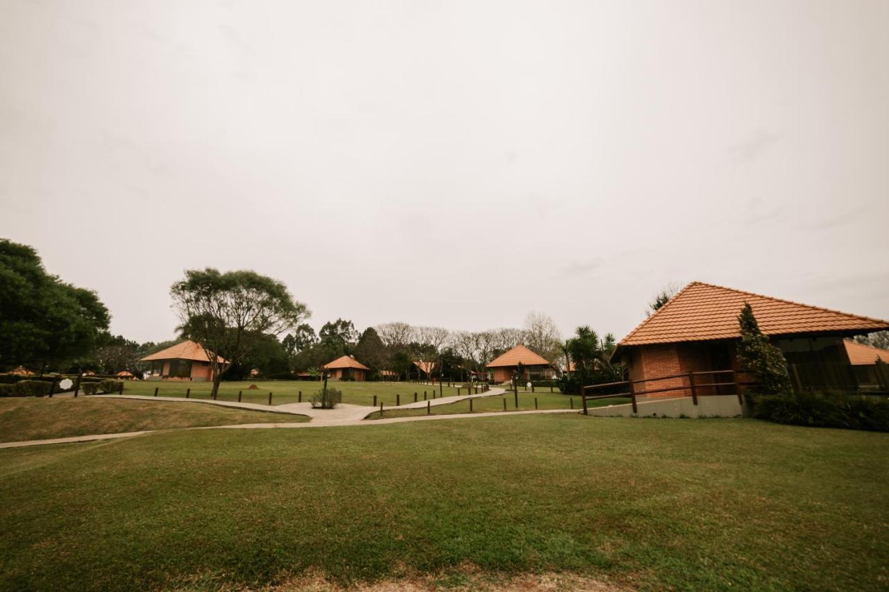 Vira Charme Resort Fernandes Pinheiro Екстериор снимка