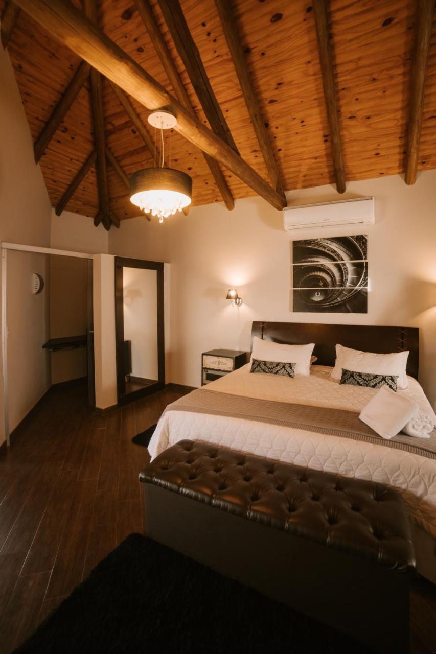 Vira Charme Resort Fernandes Pinheiro Екстериор снимка