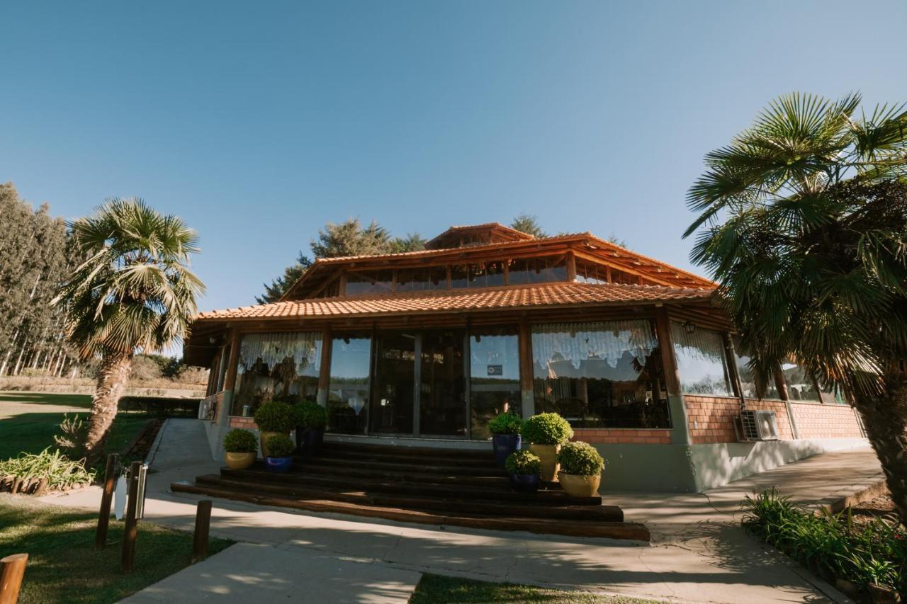 Vira Charme Resort Fernandes Pinheiro Екстериор снимка