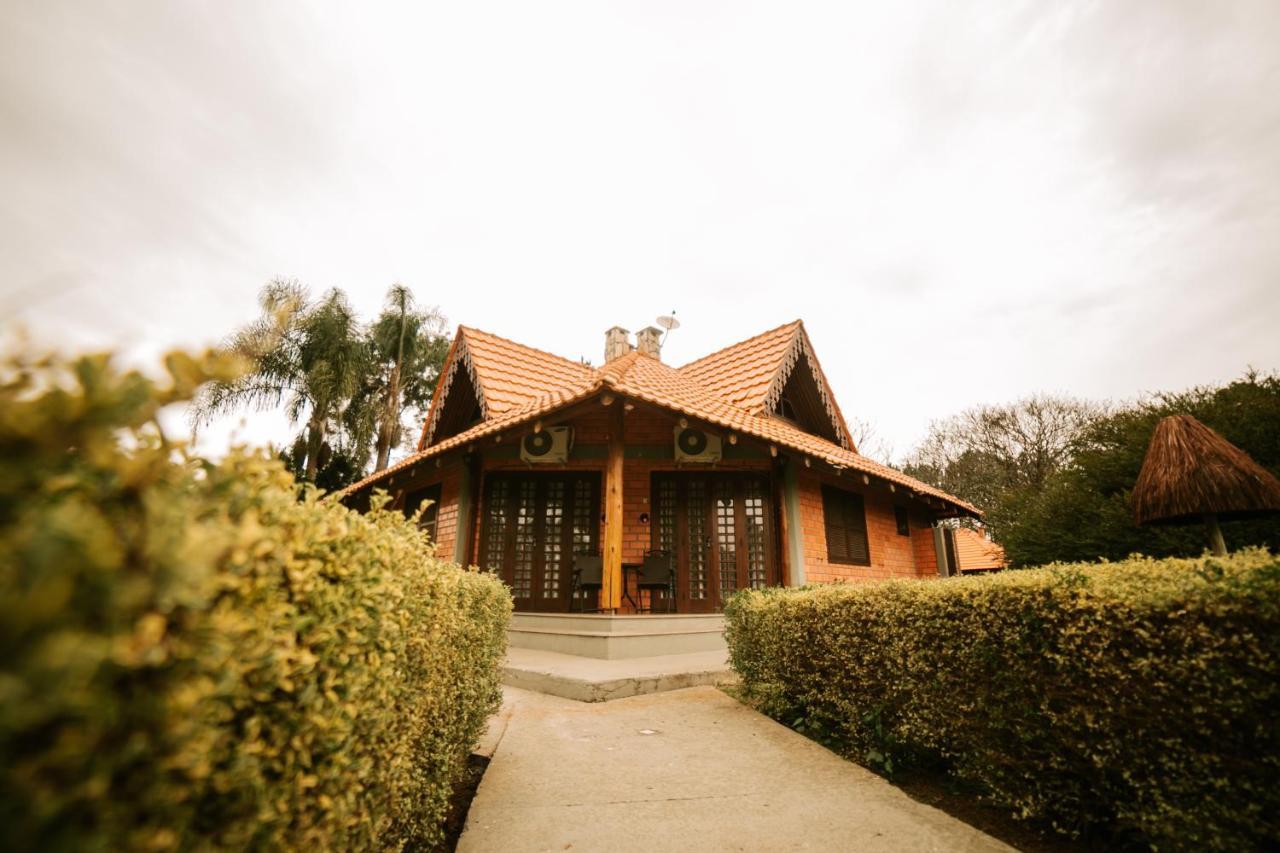 Vira Charme Resort Fernandes Pinheiro Екстериор снимка