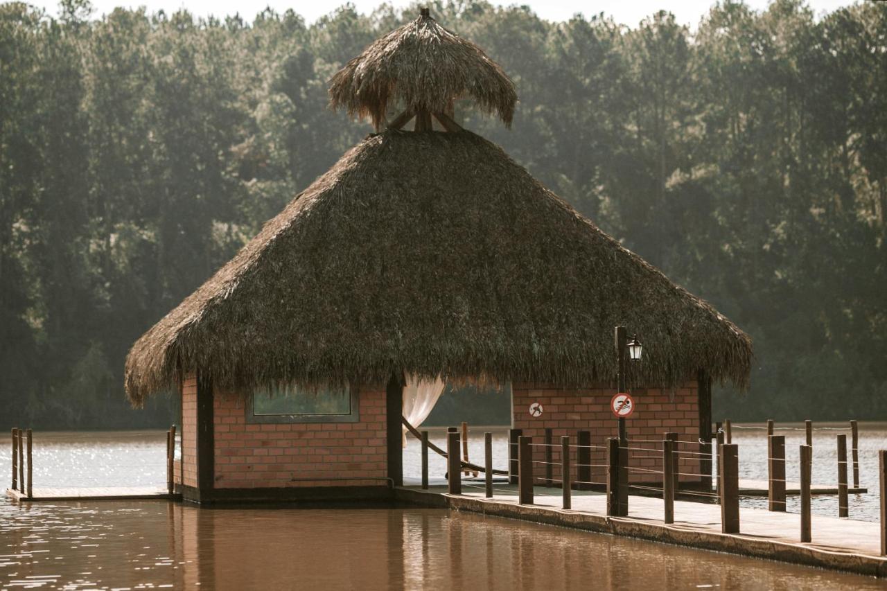 Vira Charme Resort Fernandes Pinheiro Екстериор снимка